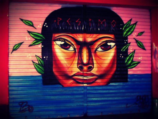 Street Art near the Faraona Grand Hotel. 